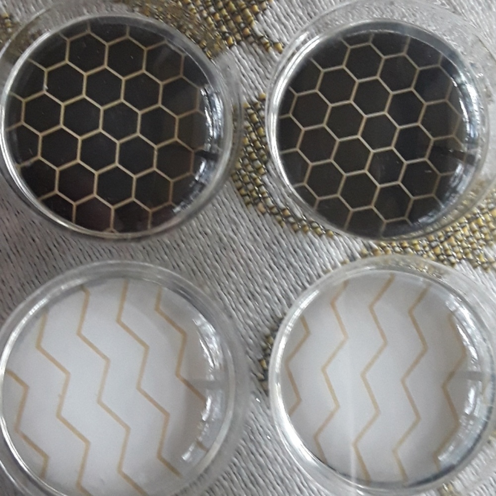 8 Count Basic But Classy Patterned Office Magnets - Picture 2 of 5